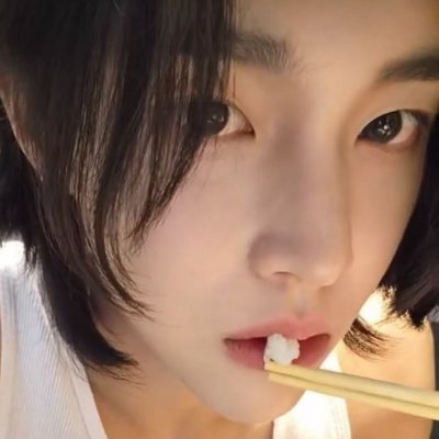 peonyov's profile picture