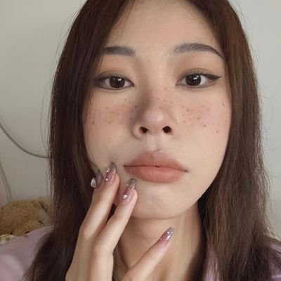 语s's profile picture