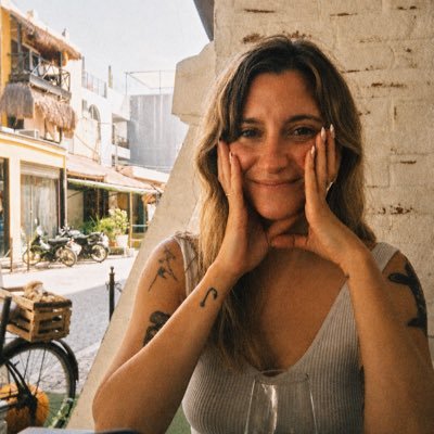 croptopsandcourtrooms's profile picture