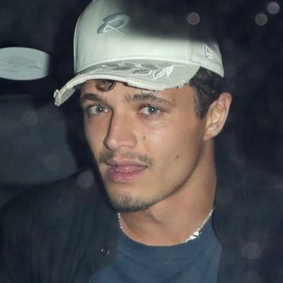eva's profile picture