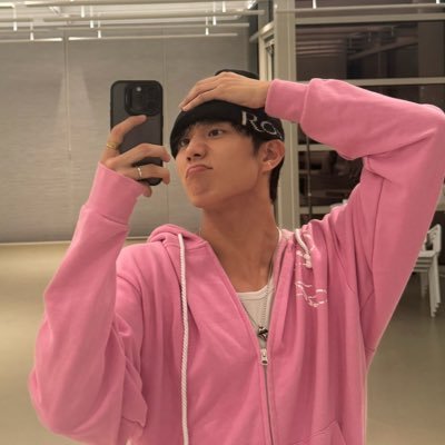 lovstyong's profile picture