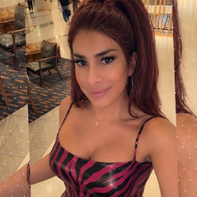 XrissyVelvet's profile picture