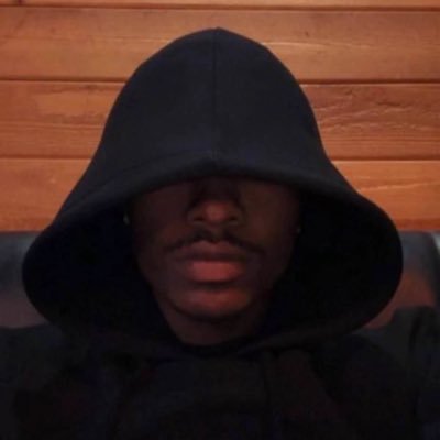 ꪜ𝖎𝔃𝔃𝔂 ✞'s profile picture