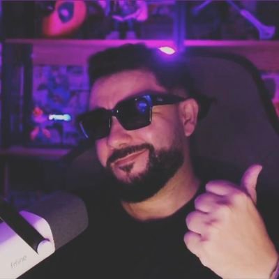 Macho Geek's profile picture