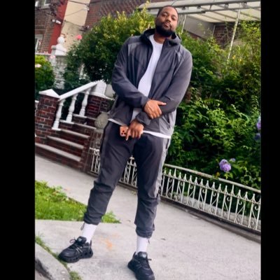 Cory Underwood 🎓🤓🏀 x 🏀🧠📈's profile picture