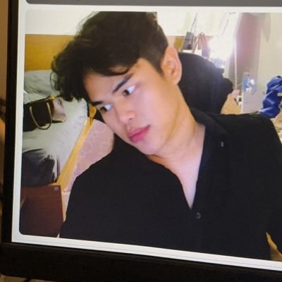thegayning2's profile picture