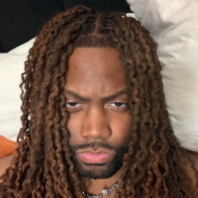 TheOfficialDenz's profile picture