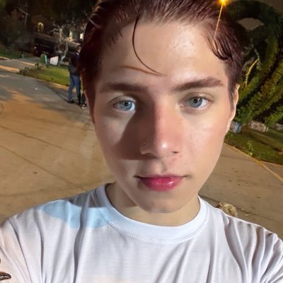 222Mujica's profile picture