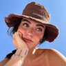 𝑚𝑒𝑙𝑒𝑘 profil fotoğrafı
