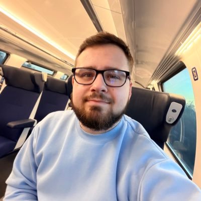 𝕁𝕦𝕝𝕚𝕖𝕟 🧭's profile picture