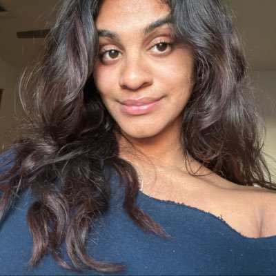 e ⭐️'s profile picture