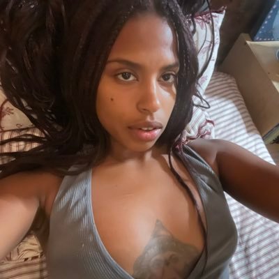 chlothegodd's profile picture