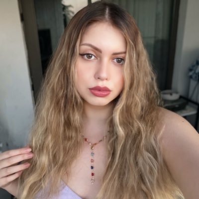 zeynep 𐙚's profile picture