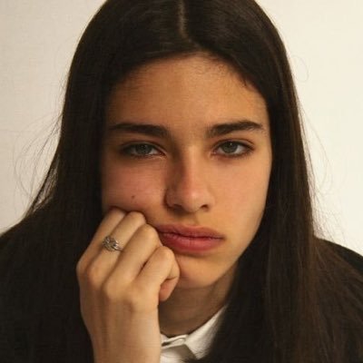 divinakomodie's profile picture