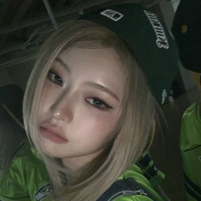 maxi 土's profile picture