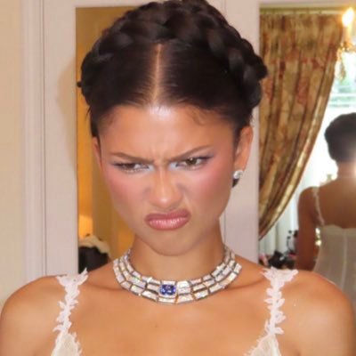 she 𐙚's profile picture