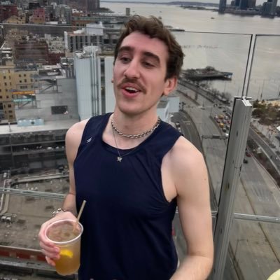 mikey 🕺✨'s profile picture