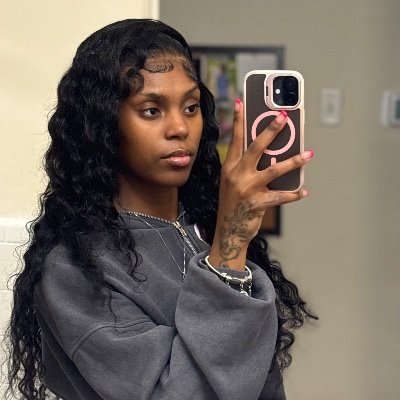 Mikay_Alize's profile picture