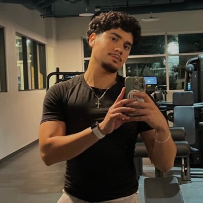 BiLatinKen's profile picture