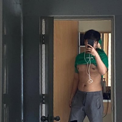 p's profile picture