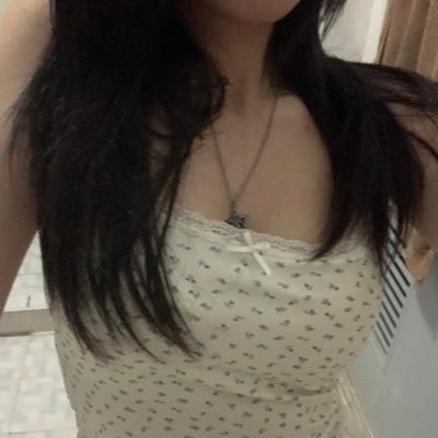 amuariies's profile picture