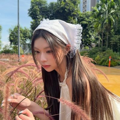 rockettotherose's profile picture