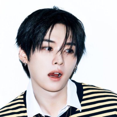 ★'s profile picture