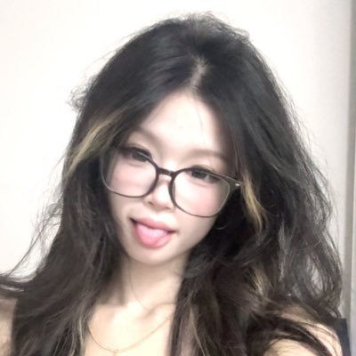 eevonne's profile picture