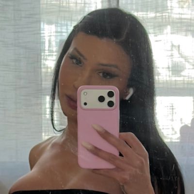 z's profile picture