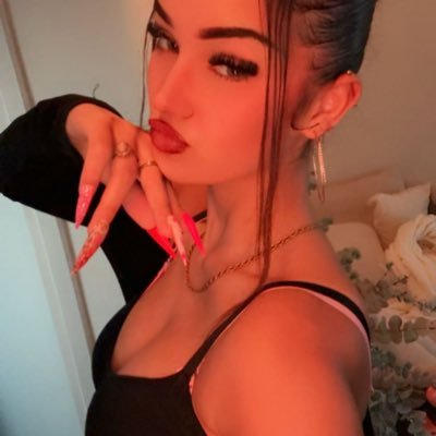 NisaNicky07's profile picture