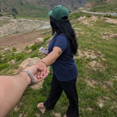 Nomi & Sahar's profile picture