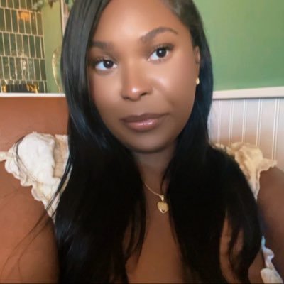 female unc's profile picture