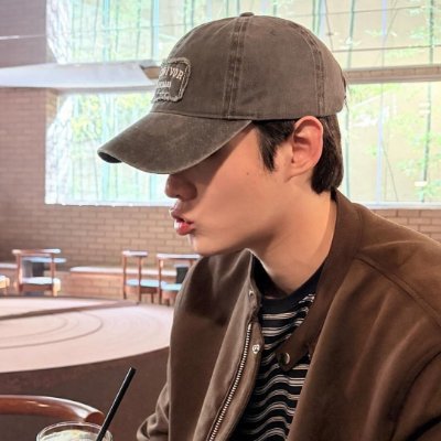 ؘ's profile picture