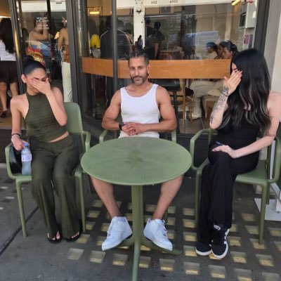 Alan 🥀's profile picture