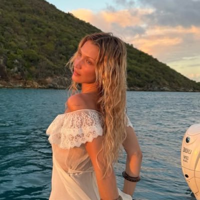 superbIoom's profile picture
