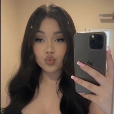latinamamiii20's profile picture