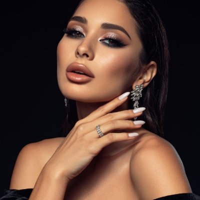 BELLA QUEEN's profile picture