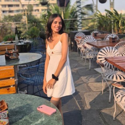 Pari Gupta🦋's profile picture