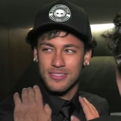 mansuroutsold's profile picture