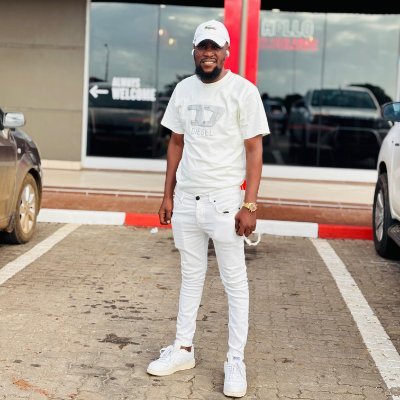 X O L A N I E🎯's profile picture