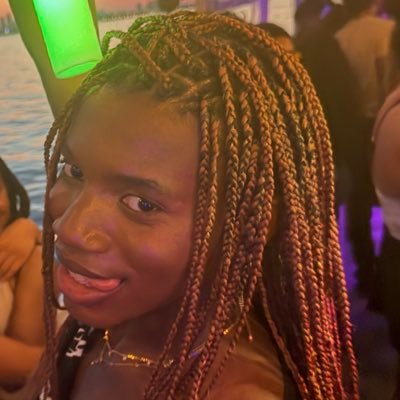 🦋is seeing aespa and CYE🎀 #freenewjeans's profile picture