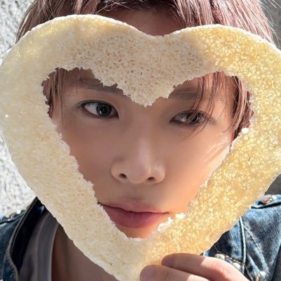 julie's profile picture