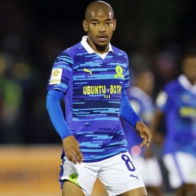 Sandile Dhlomo's profile picture