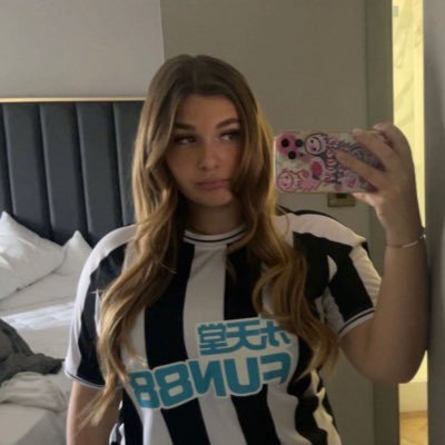 lizzy clark's profile picture