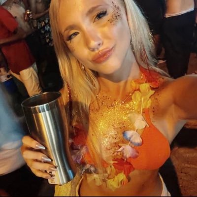 herseyanlamsızhersey boş's profile picture