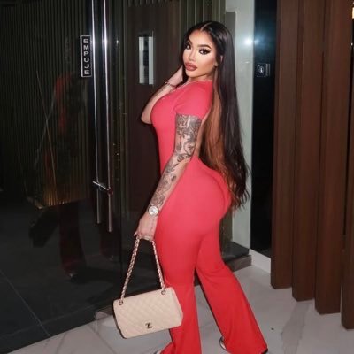 jenn's profile picture