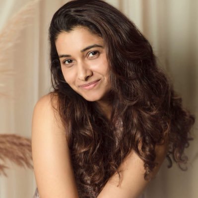 Sharmidevq's profile picture