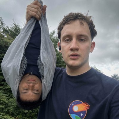 🏴's profile picture