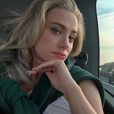 poppyndaisyy's profile picture