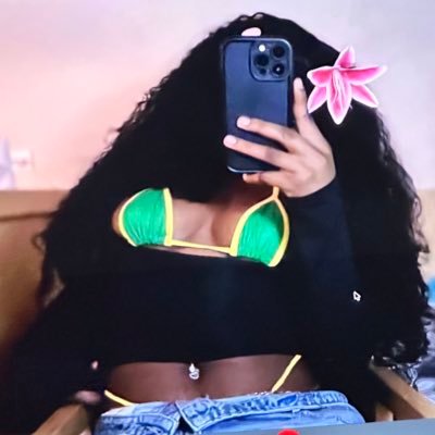 Shit👅's profile picture